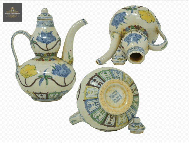 Doucai Flower Pattern Pot, Ming Dynasty Chenghua
