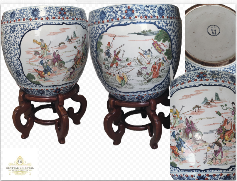 A Pair of Scroll Jars with Blue White & Color Figures Patterns, Yongzhen Period of Qing Dynasty